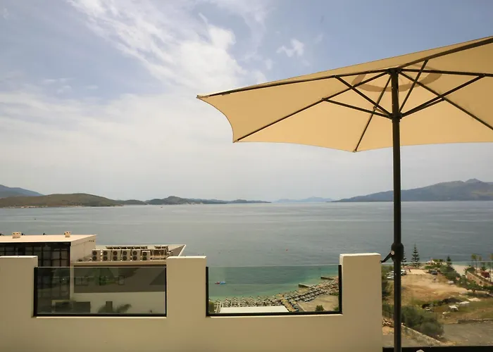 Matias * Sarandë