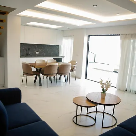 Matias Apartment *