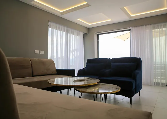 Matias * Sarandë